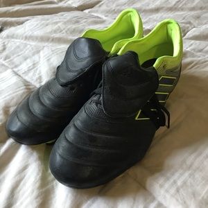 Men’s Adidas Copa soccer kleats size 13